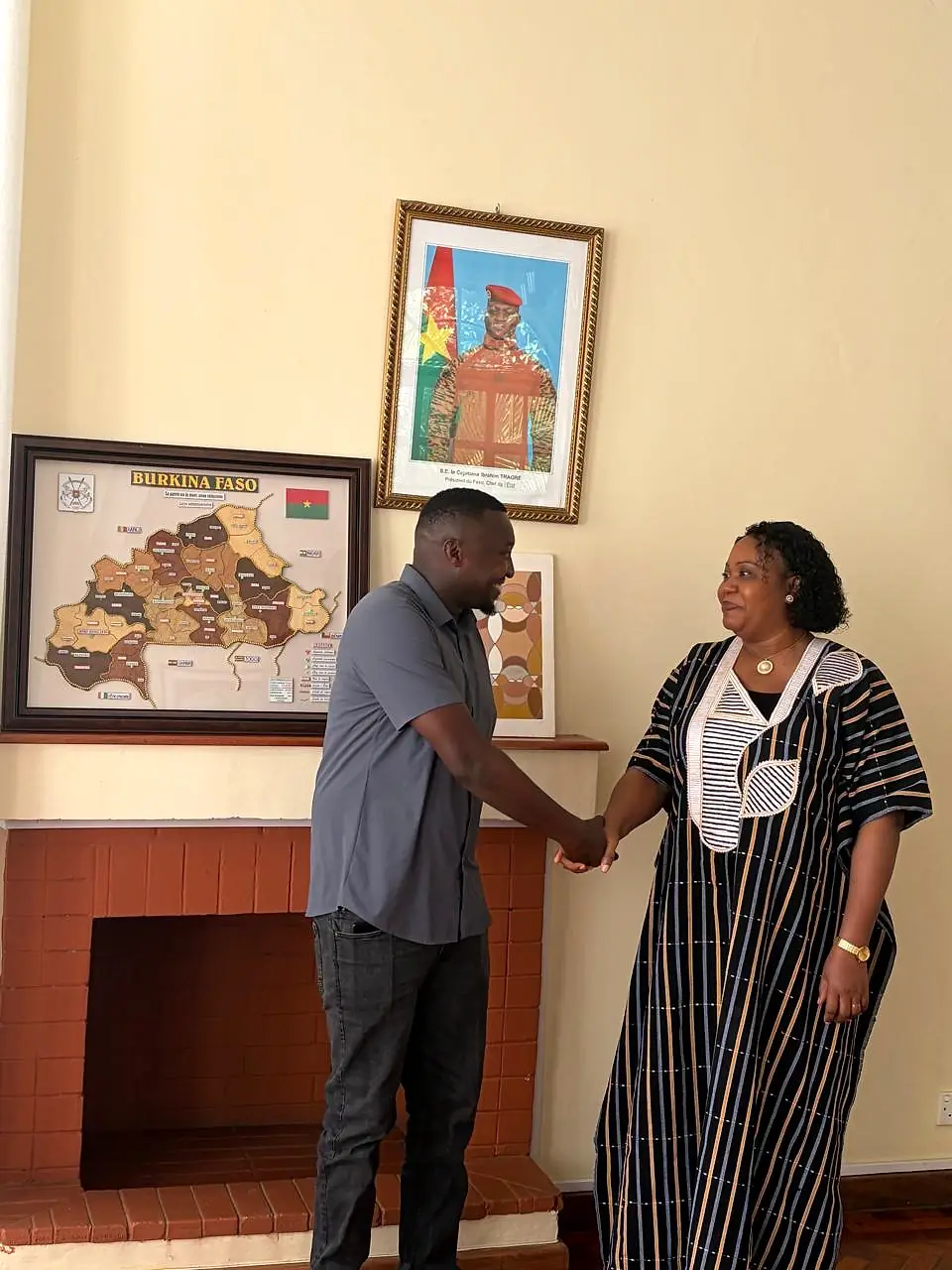 Bilex Minerals meeting with a client from Burkina Faso